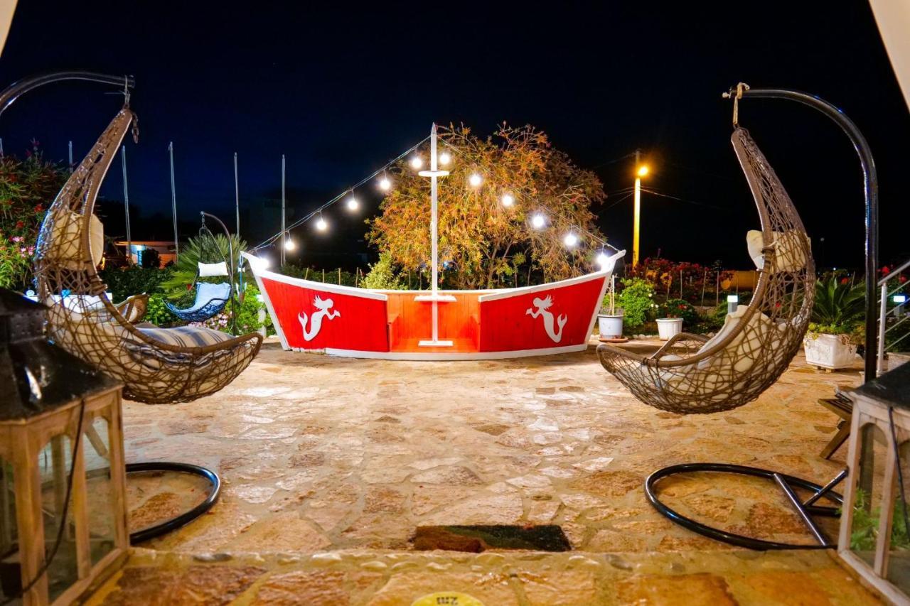 Hotel Two Mermaids คซามิล ภายนอก รูปภาพ