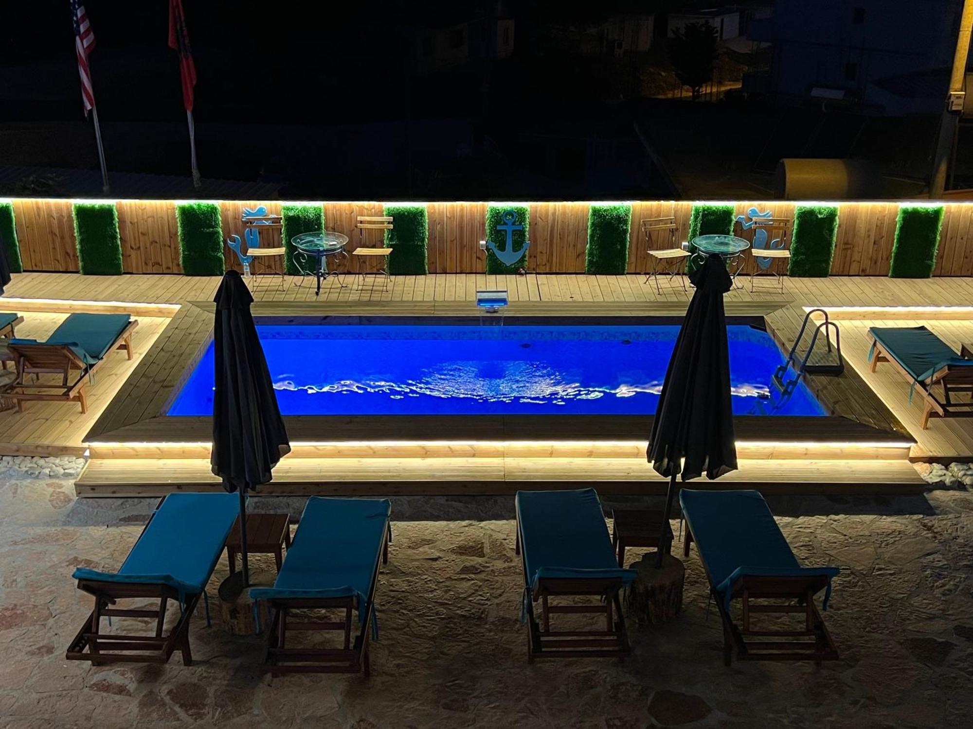 Hotel Two Mermaids คซามิล ภายนอก รูปภาพ